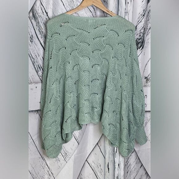 Versona Oversized Batwing Sweater Green S/M - Picture 5 of 9